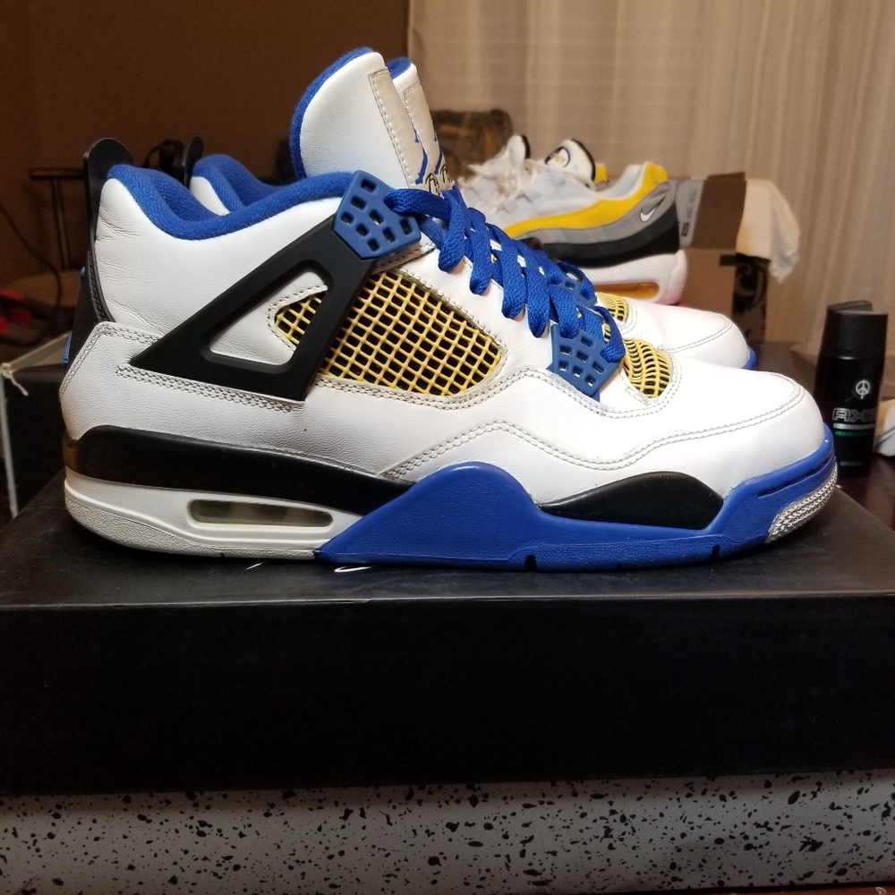 Jordan 4 Motorsport